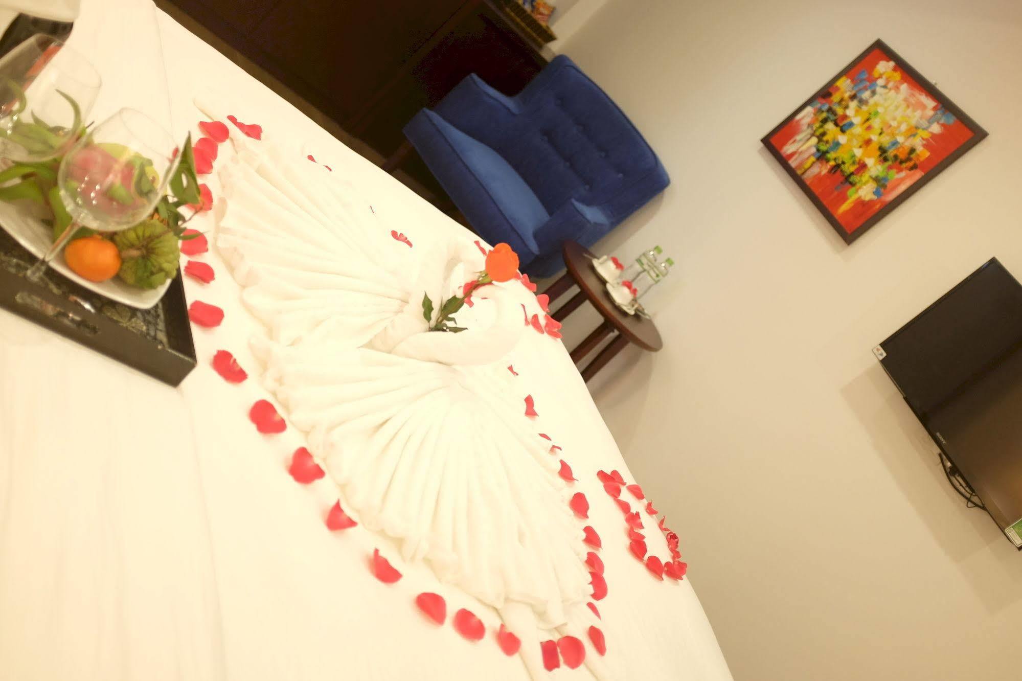 Skyline Hanoi Hotel Екстер'єр фото